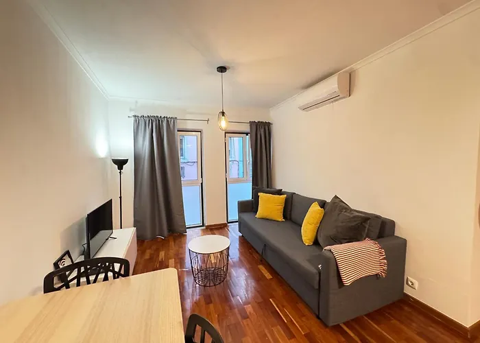 Appartement Historic Charm - Prime Location & Parking Lissabon