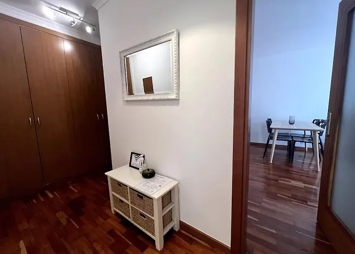 Appartement Historic Charm - Prime Location & Parking